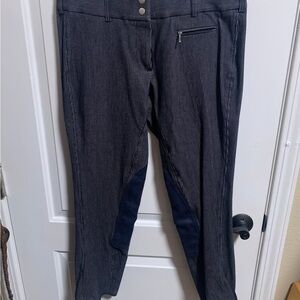 Equestrian breeches